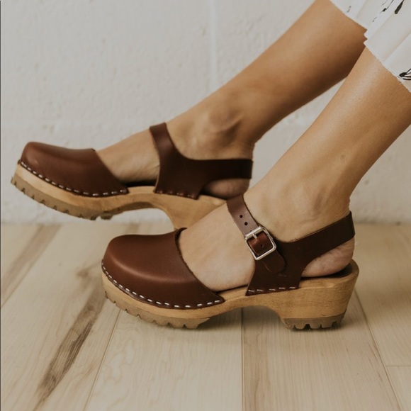 MIA Shoes - Mia | Sofia wooden clog size 38 plum leather